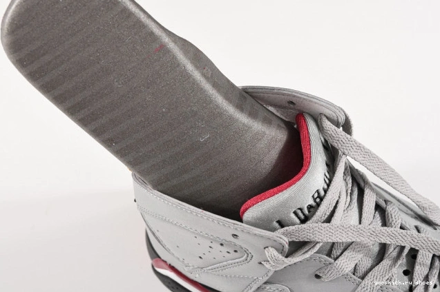 Reflective Cardinal BV6281-006 Air Jordan 7 0708